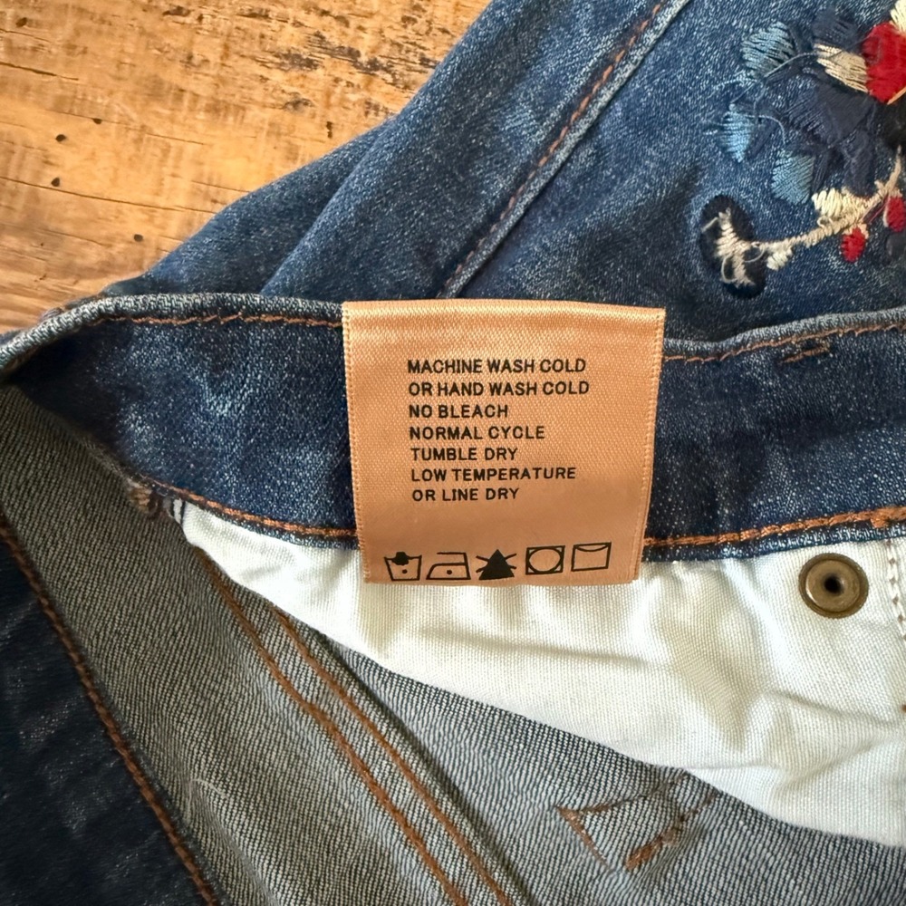 Driftwood Skinny Jeans‎ Womens 26 Blue Excellent Beau Floral Embroidered - Picture 8 of 9
